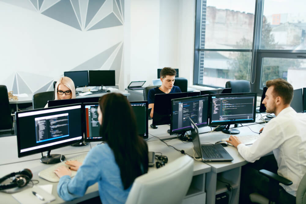 Imagem de capa: Outsourcing de TI: as vantagens de investir