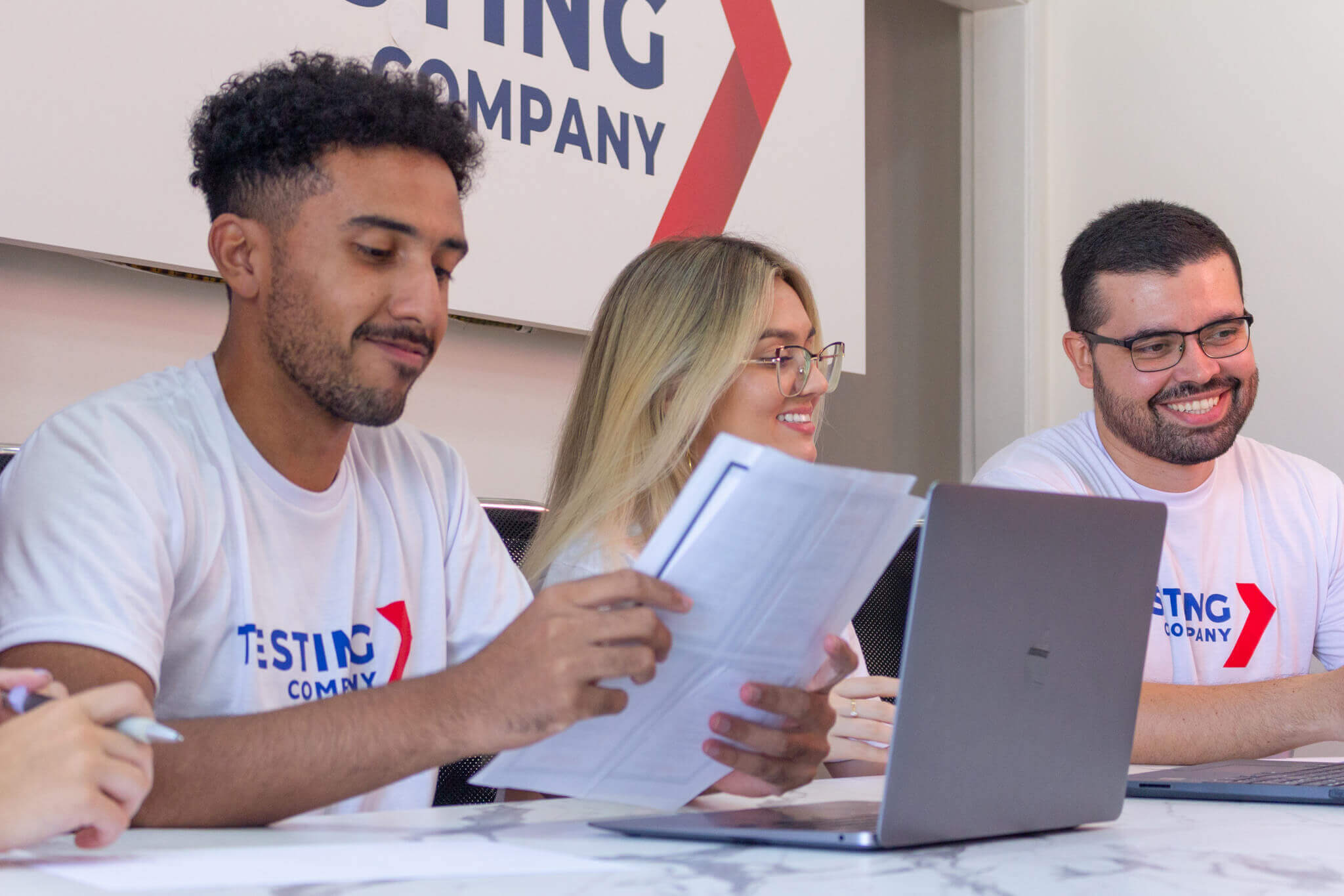 Imagem de capa: Descubra 14 ótimos motivos para conhecer o trabalho da Testing Company